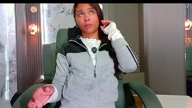 Kristall 06 online show from 11/23/25, 02:33