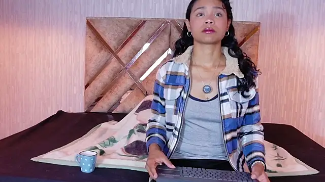 Kristall 06 online show from 02/11/26, 04:39