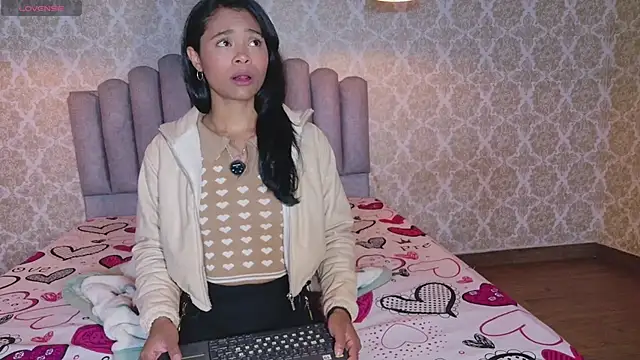 Kristall 06 online show from 03/15/26, 03:23