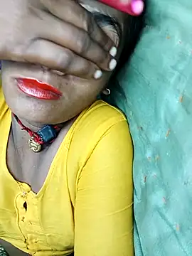 Hotwera online show from 09/28/25, 08:31