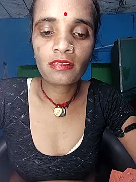 Hotwera online show from 10/04/25, 07:17