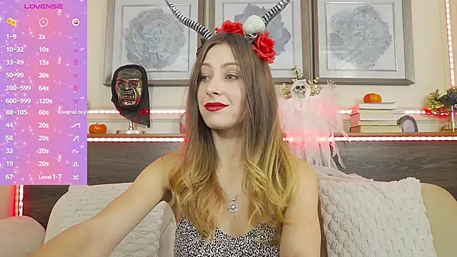 MuseDollX online show from 10/19/25, 07:03