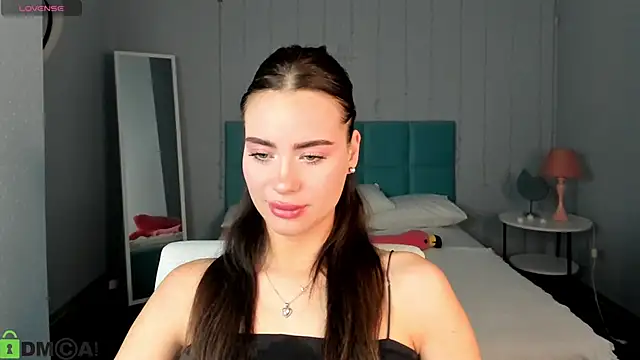 Ameli Povilain online show from 01/18/26, 04:16