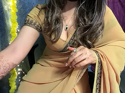 YoursSuku online show from 10/21/25, 06:19