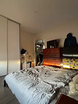 Stelan690 online show from 10/18/25, 08:26