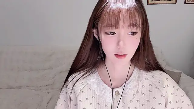 Xiao-runbao online show from 01/07/26, 02:30