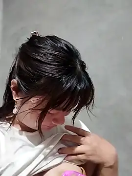 kute-00 online show from 02/07/26, 01:48