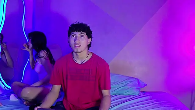 Laura and Kevin online show from 09/26/25, 02:10