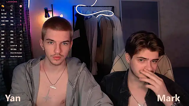 itsyanbb online show from 11/22/25, 08:19