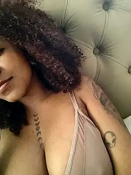 kdfoxxx online show from 09/26/25, 07:07