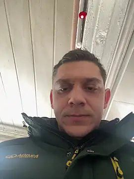 Snapshot of BogdanNegoda chatting on 02/17/26, 08:33 BogdanNegoda online show from 02/17/26, 08:33