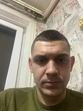 Snapshot of BogdanNegoda chatting on 02/18/26, 04:03 BogdanNegoda online show from 02/18/26, 04:03