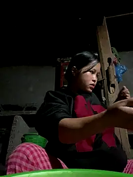 O o UwU o O online show from 11/18/25, 01:44