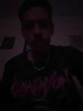 Snapshot of latinosatiro94 chatting on 03/31/26, 06:03 latinosatiro94 online show from 03/31/26, 06:03