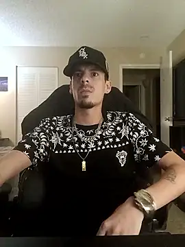 latinosatiro94 online show from 06/11/26, 07:06