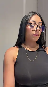 Snapshot of Tessa__Winslow chatting on 05/26/26, 06:04 Tessa Winslow online show from 05/26/26, 06:04