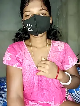 Snapshot of Renuka_GG chatting on 10/31/25, 10:55 Renuka GG online show from 10/31/25, 10:55