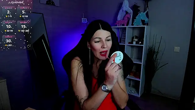 O1d Lady online show from 11/27/25, 08:27