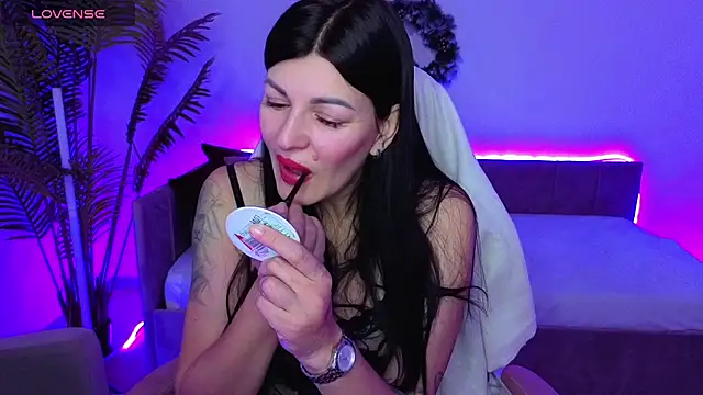 O1d Lady online show from 12/19/25, 02:07