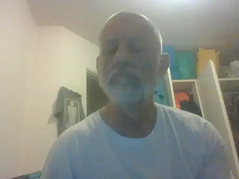 Snapshot of Pigna16PSRN chatting on 07/05/26, 08:05 Pigna16PSRN online show from 07/05/26, 08:05