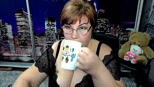 Bela Lana  online show from 11/27/25, 05:59