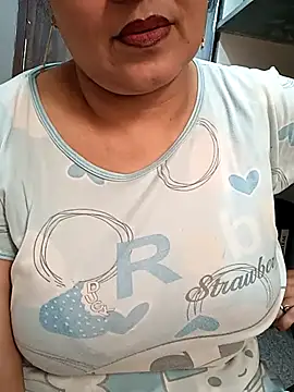 Snapshot of angel_ridhi chatting on 06/16/26, 03:09 angel ridhi online show from 06/16/26, 03:09