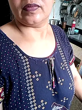 Snapshot of angel_ridhi chatting on 06/18/26, 02:12 angel ridhi online show from 06/18/26, 02:12