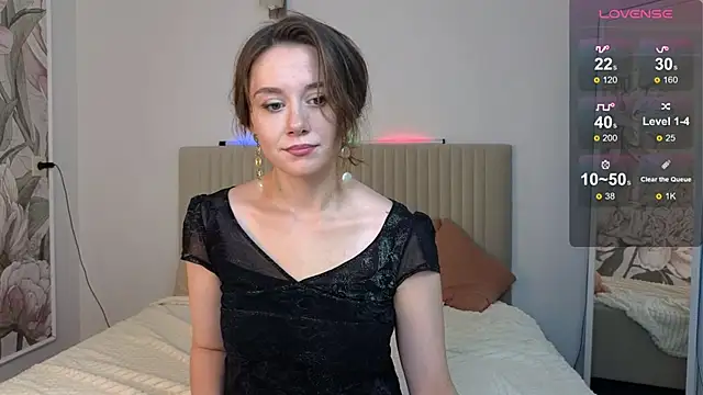 SkyHelen online show from 09/25/25, 04:49