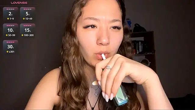 Sakuravice online show from 10/21/25, 12:06