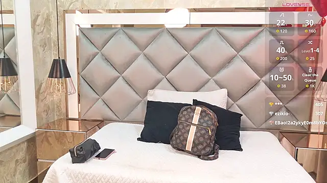 Snapshot of amy_greene chatting on 09/13/25, 11:32 amy greene online show from 09/13/25, 11:32