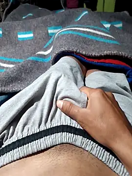 EMERKITHO 20 R online show from 11/05/25, 01:44