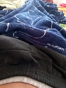 EMERKITHO 20 R online show from 11/06/25, 02:29