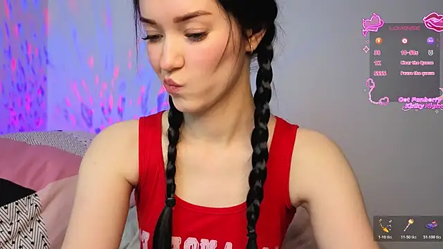 Veliora online show from 12/05/25, 05:09