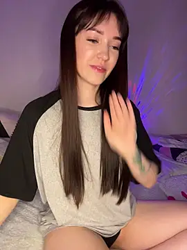 Snapshot of Veliora chatting on 02/26/26, 07:13 Veliora online show from 02/26/26, 07:13