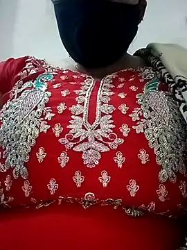 Rakhi sawant143 online show from 11/15/25, 04:14