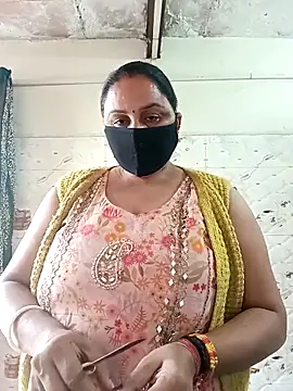 Rakhi sawant143 online show from 11/28/25, 02:14