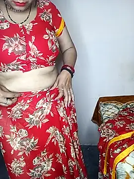 Snapshot of Oh_011 chatting on 12/18/25, 02:56 Oh 011 online show from 12/18/25, 02:56