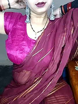 Snapshot of Oh_011 chatting on 02/01/26, 03:43 Oh 011 online show from 02/01/26, 03:43