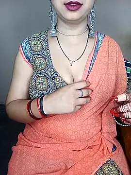 Snapshot of Oh_011 chatting on 02/05/26, 04:00 Oh 011 online show from 02/05/26, 04:00