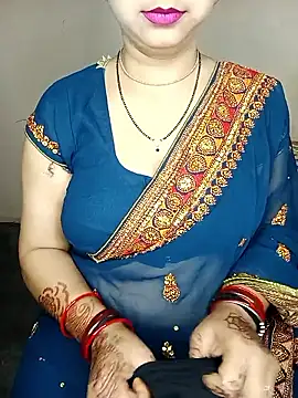 Snapshot of Oh_011 chatting on 02/19/26, 04:03 Oh 011 online show from 02/19/26, 04:03