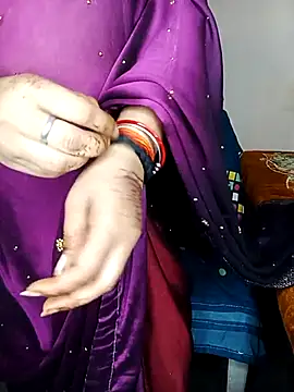 Snapshot of Oh_011 chatting on 02/20/26, 03:56 Oh 011 online show from 02/20/26, 03:56