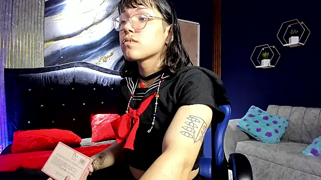 Snapshot of christina_vamp1 chatting on 10/22/25, 09:03 christina vamp1 online show from 10/22/25, 09:03