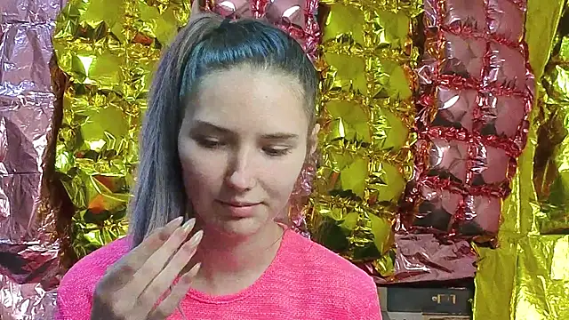  kikiclark   online show from 04/11/26, 08:13