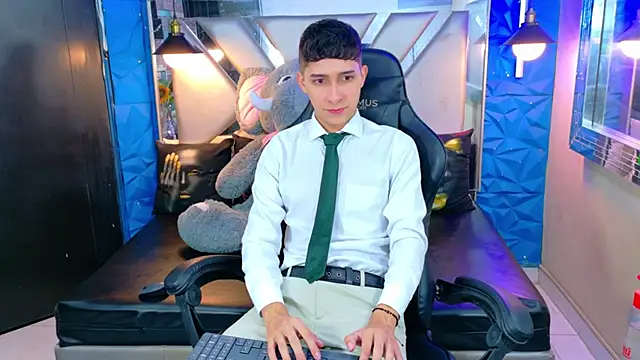 Snapshot of Kygo_Williams chatting on 09/20/25, 01:45 Kygo Williams online show from 09/20/25, 01:45