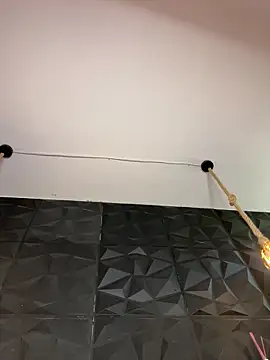 Juanita-Diaz online show from 09/11/25, 08:31