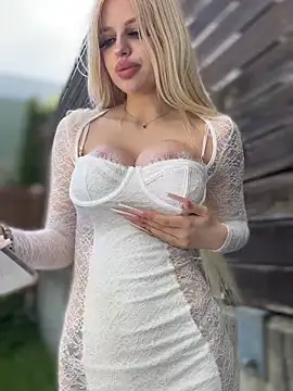 Snapshot of Steffi_Snowbunny chatting on 05/03/26, 01:06 Steffi Snowbunny online show from 05/03/26, 01:06