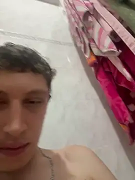 Snapshot of efeeee35 chatting on 10/22/25, 09:14 efeeee35 online show from 10/22/25, 09:14