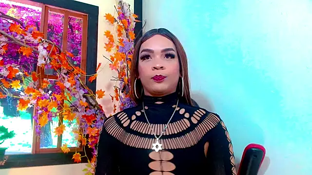 Cristal Villael online show from 10/25/25, 07:08