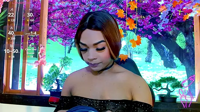 Cristal Villael online show from 11/14/25, 03:05