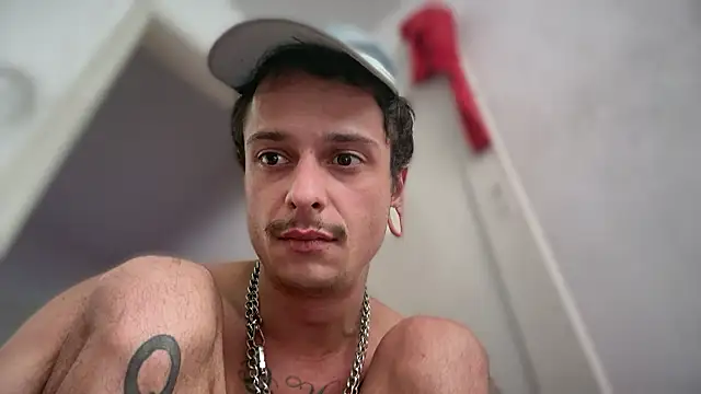 chrisalmeid  online show from 02/02/26, 03:44